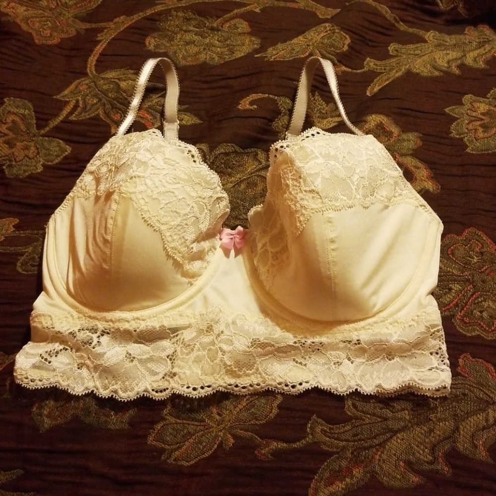 Adore Me Bralette. Size 32DD